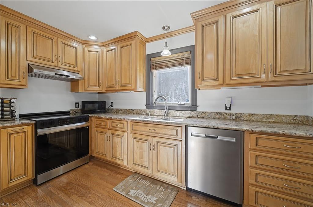 1000 Lakeside Drive Yorktown VA 23692