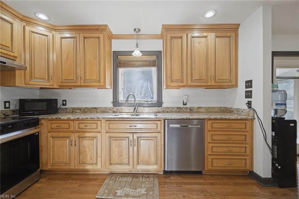 1000 Lakeside Drive Yorktown VA 23692