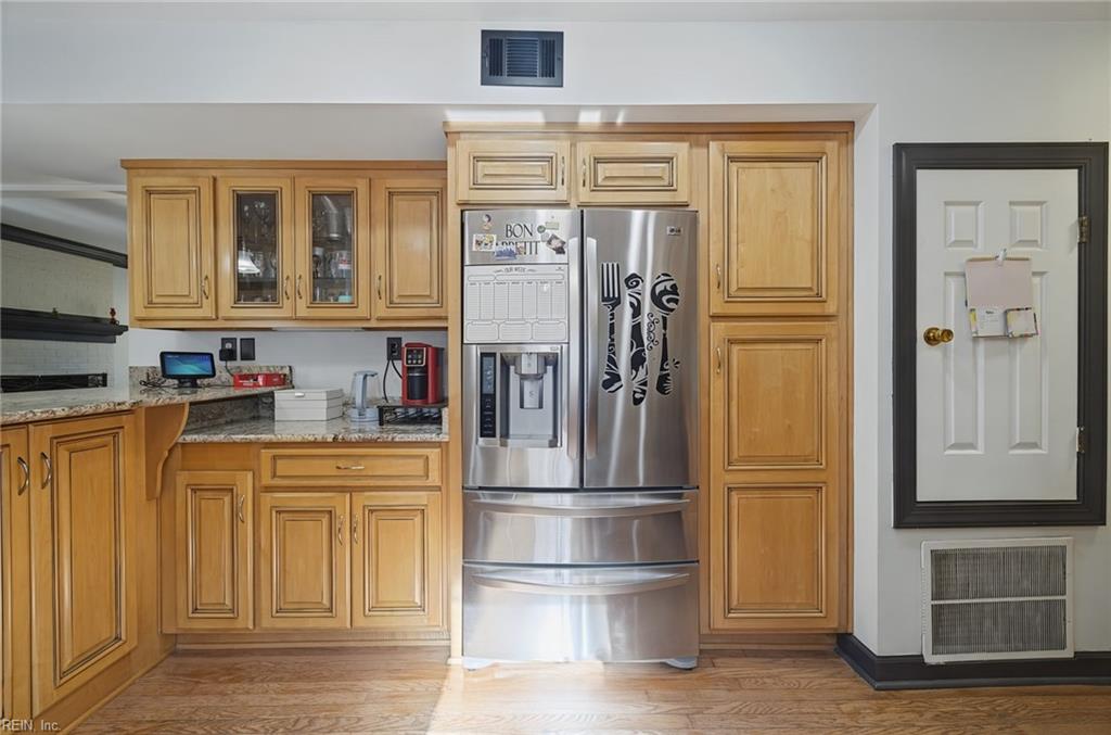 1000 Lakeside Drive Yorktown VA 23692