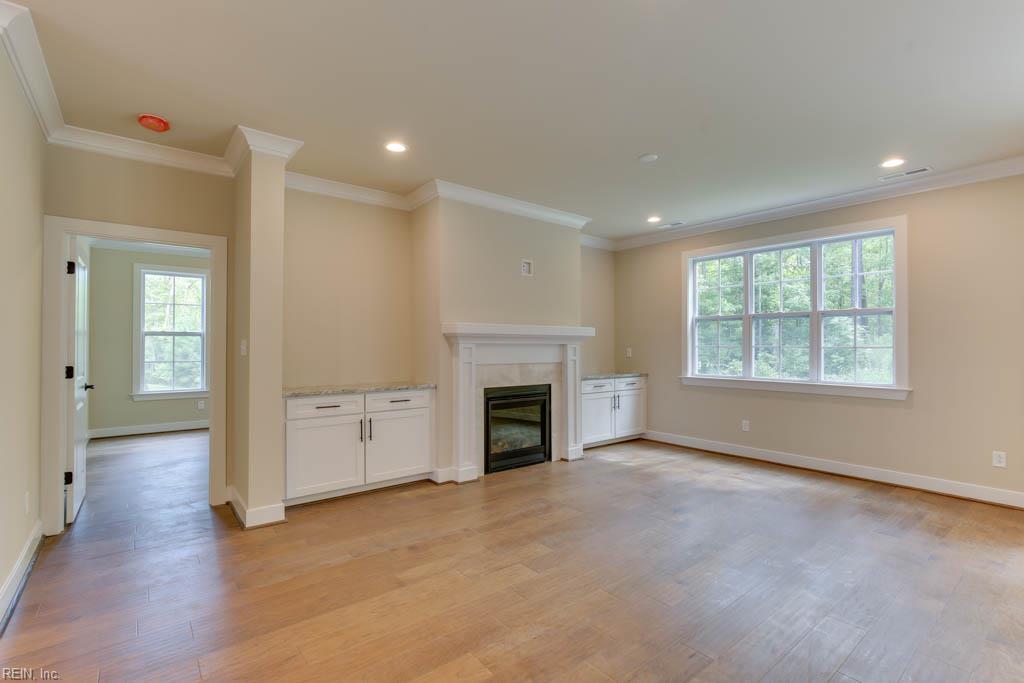 111 Bear Ridge Run Yorktown VA 23690