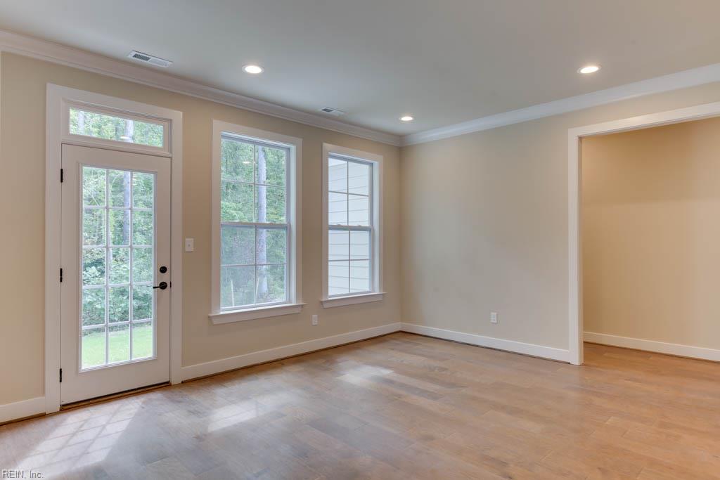 111 Bear Ridge Run Yorktown VA 23690