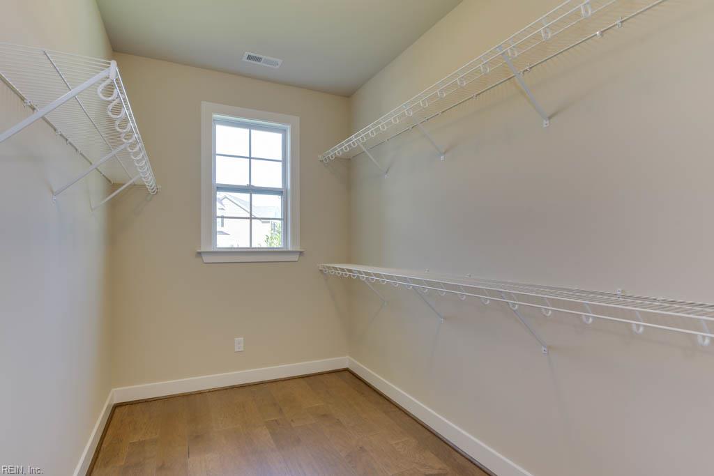 111 Bear Ridge Run Yorktown VA 23690