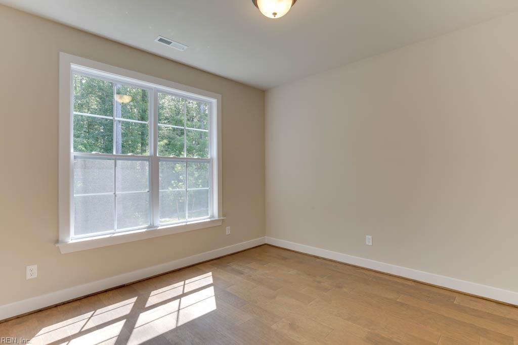 111 Bear Ridge Run Yorktown VA 23690