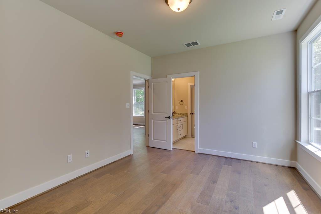 111 Bear Ridge Run Yorktown VA 23690