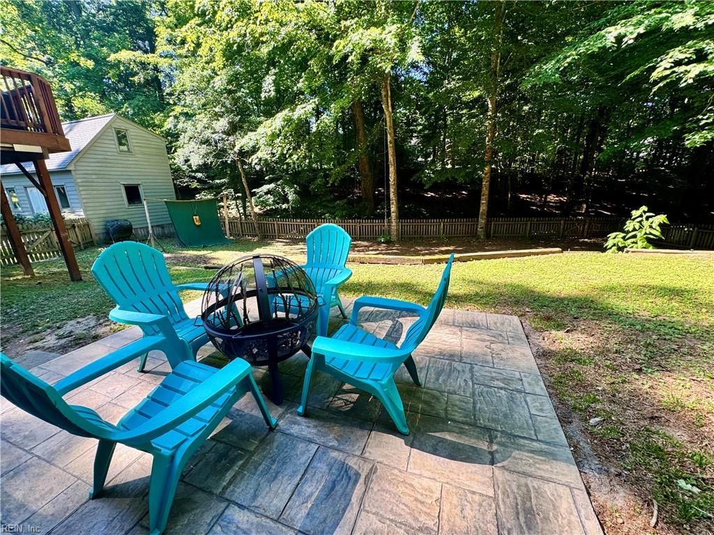 6 Foxcroft Road Williamsburg VA 23188