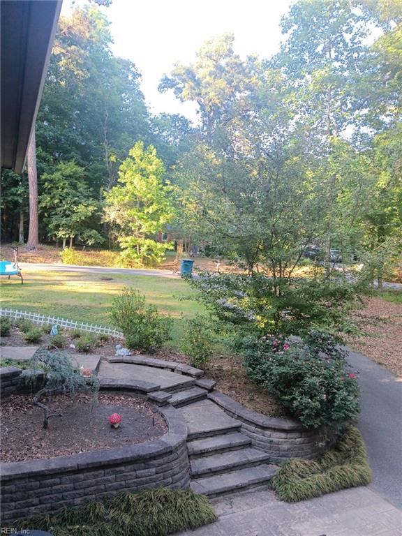 6 Foxcroft Road Williamsburg VA 23188