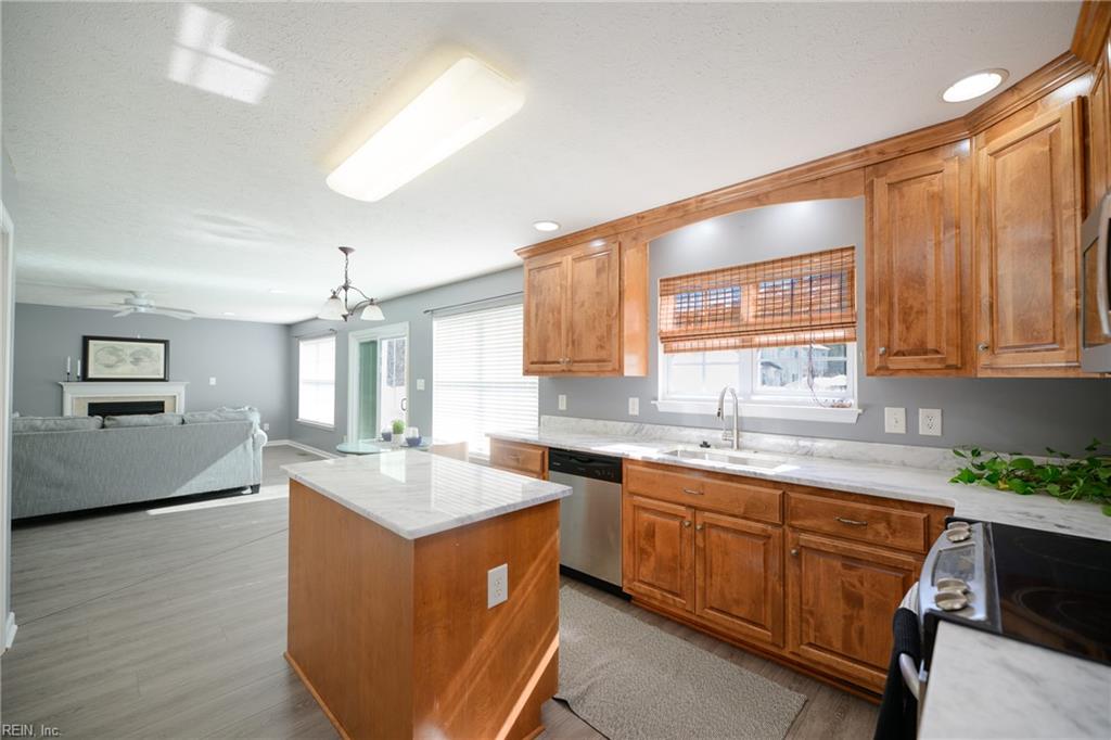 103 Katalina Way Yorktown VA 23693