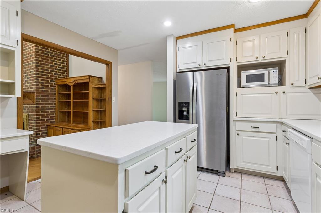 107 Sun Rise Way Yorktown VA 23693