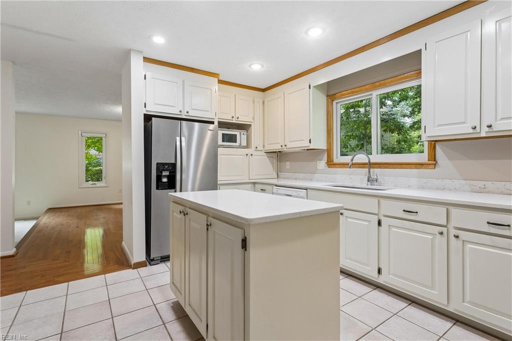 107 Sun Rise Way Yorktown VA 23693