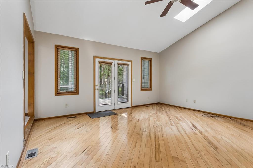 107 Sun Rise Way Yorktown VA 23693