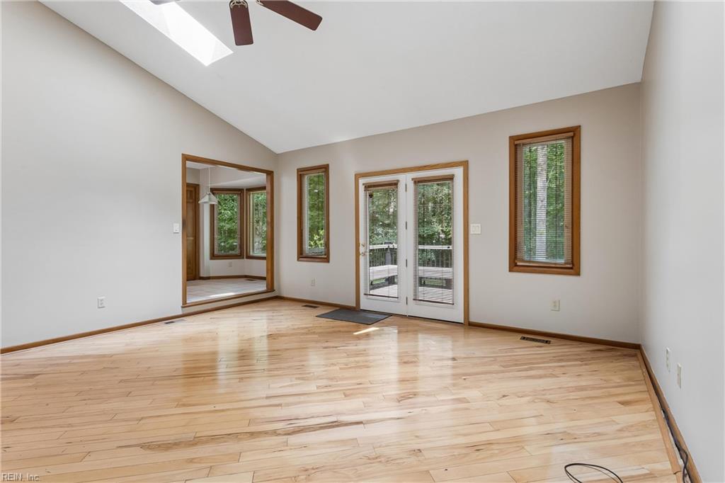107 Sun Rise Way Yorktown VA 23693