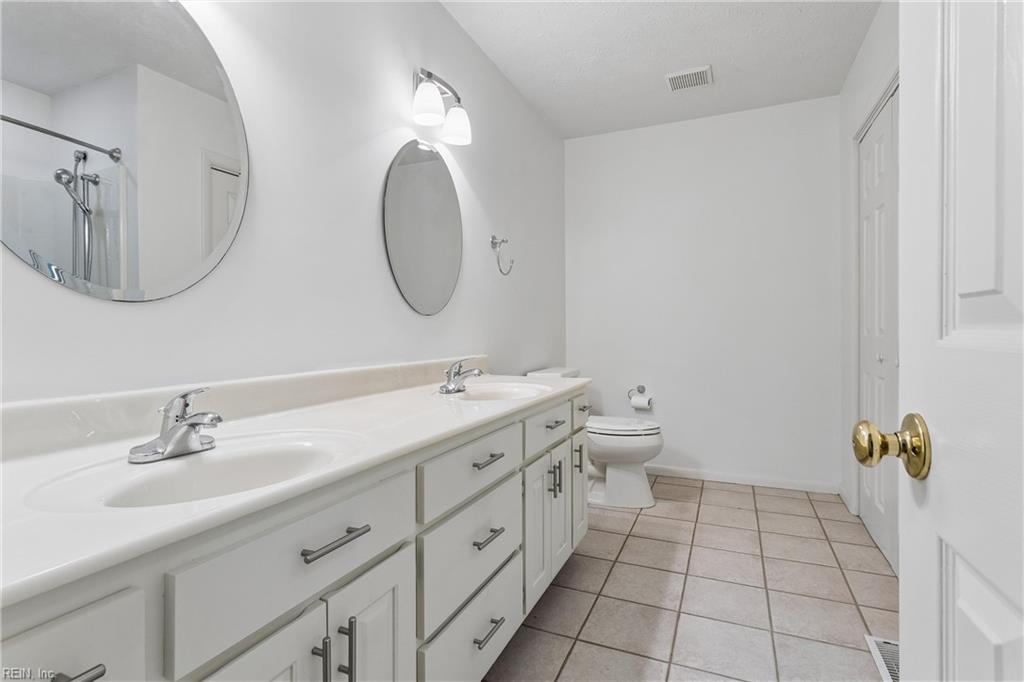 107 Sun Rise Way Yorktown VA 23693