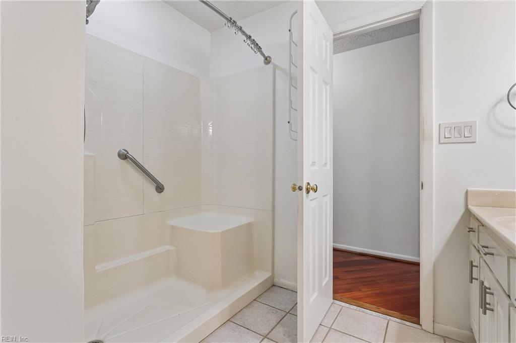 107 Sun Rise Way Yorktown VA 23693