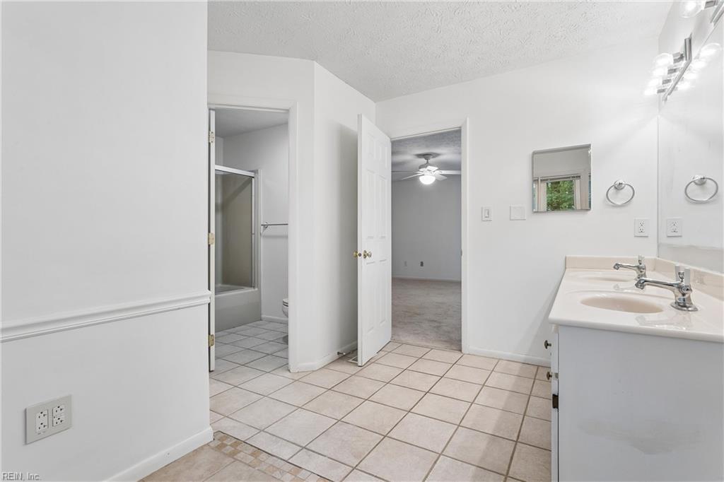 107 Sun Rise Way Yorktown VA 23693