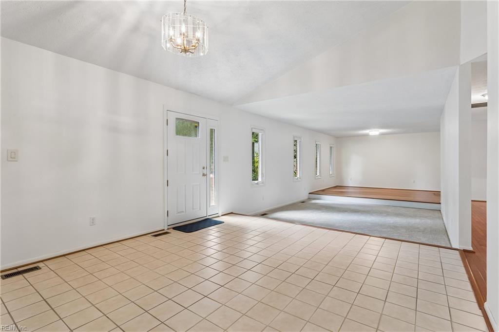 107 Sun Rise Way Yorktown VA 23693