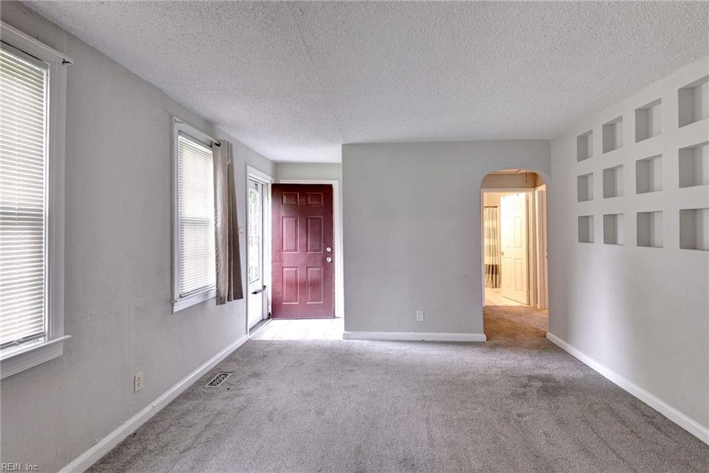 5900 Wickham Avenue Newport News VA 23605