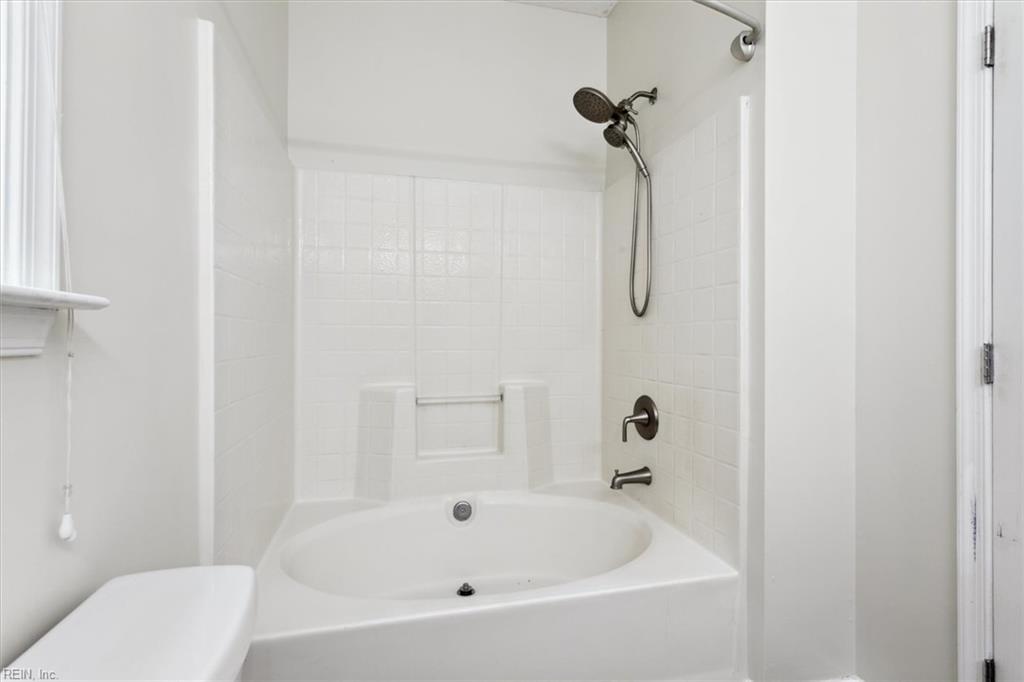 100 Kevin Court Yorktown VA 23692