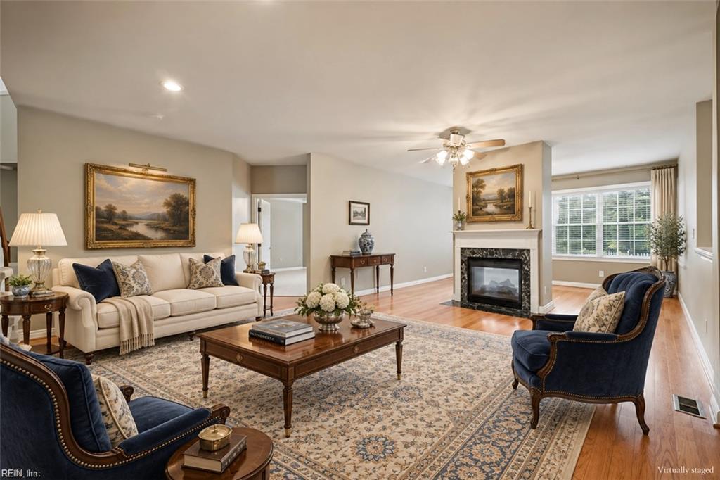 105 Meredith Way Williamsburg VA 23185