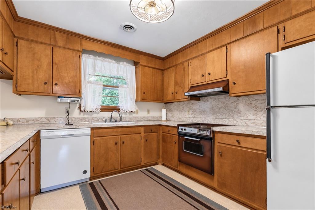 136 Princess Margaret Drive Newport News VA 23602