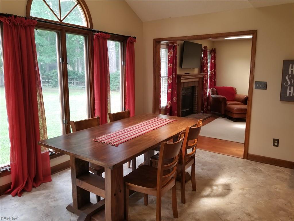 103 Blackberry Bend Yorktown VA 23693