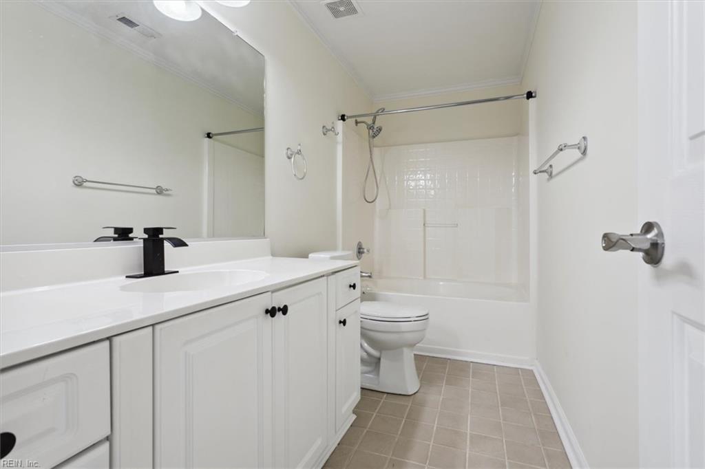 107 Post Oak Road Yorktown VA 23693