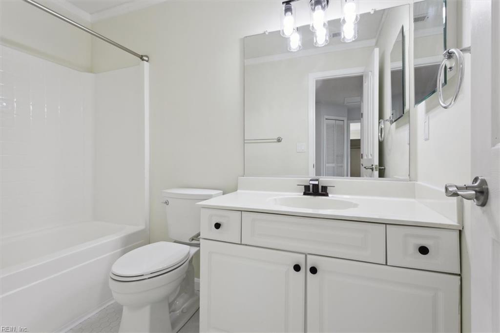 107 Post Oak Road Yorktown VA 23693