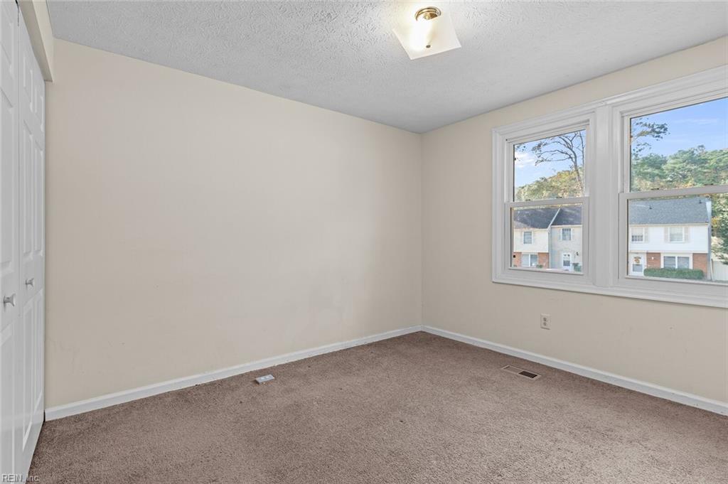 528 Chanticlar Court Newport News VA 23608