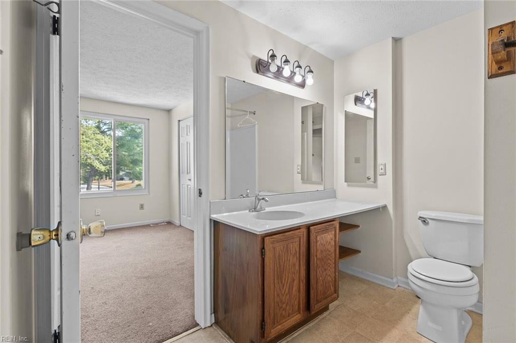 528 Chanticlar Court Newport News VA 23608