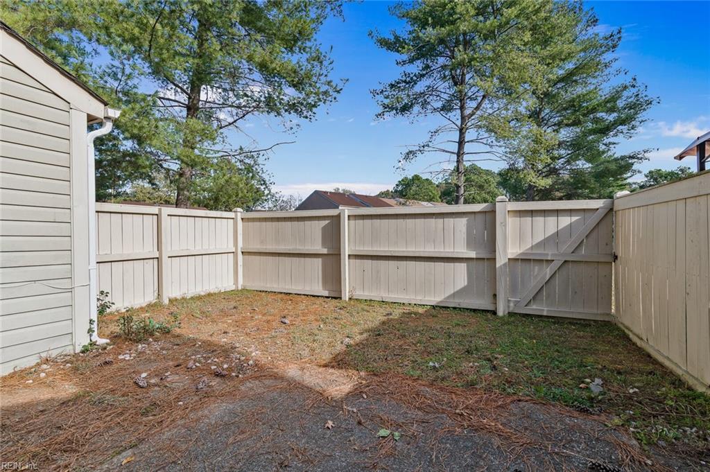 528 Chanticlar Court Newport News VA 23608