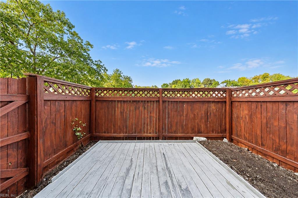 150 White Cedar Lane Yorktown VA 23693