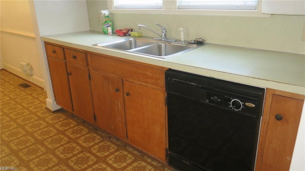 25 Franklin Road Newport News VA 23601