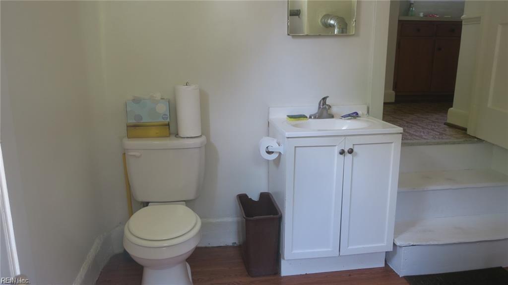 25 Franklin Road Newport News VA 23601