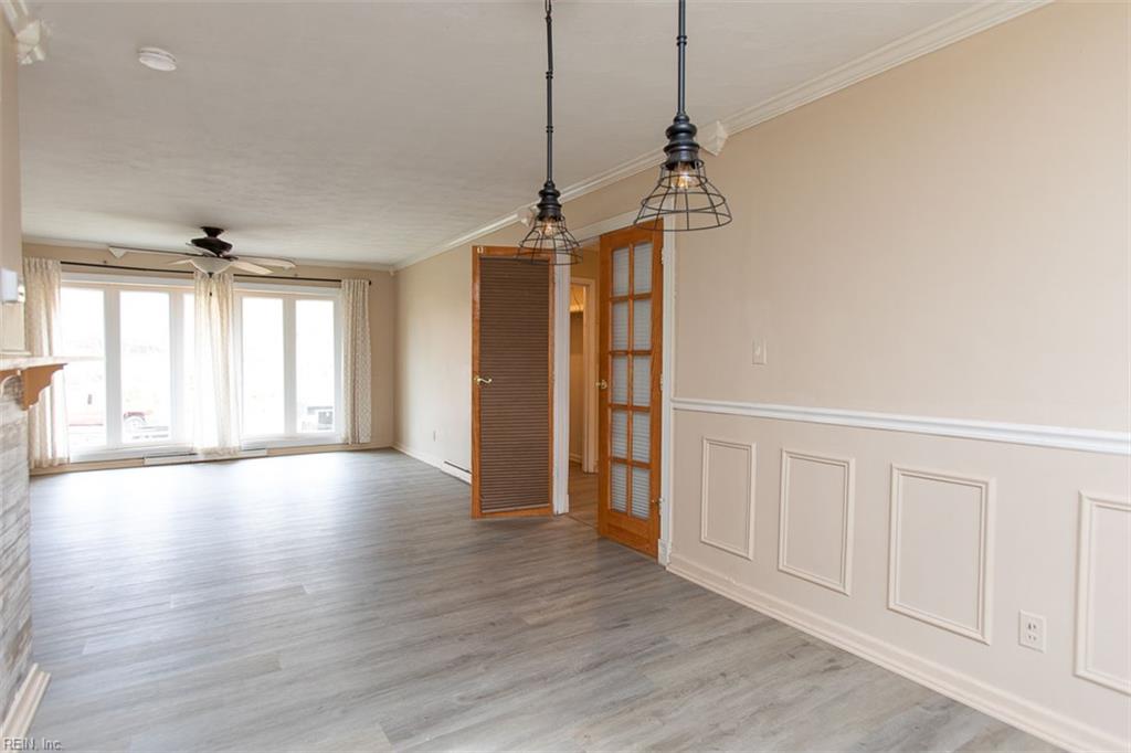 10 Warren Drive Newport News VA 23608