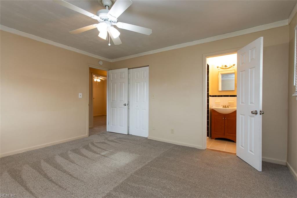 10 Warren Drive Newport News VA 23608