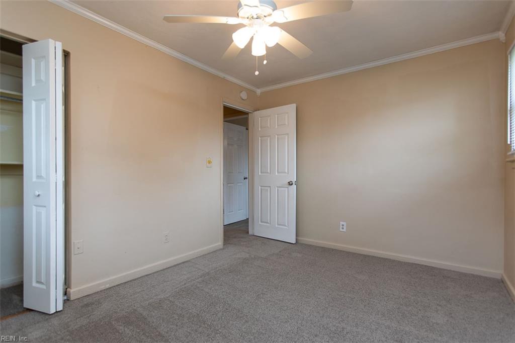 10 Warren Drive Newport News VA 23608