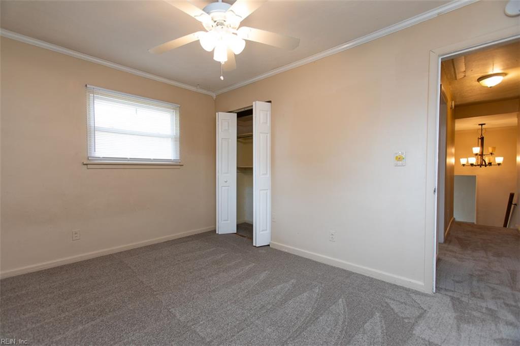10 Warren Drive Newport News VA 23608