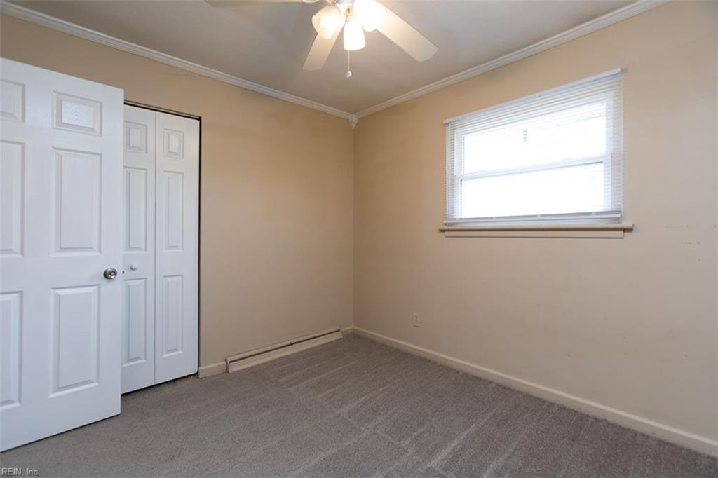 10 Warren Drive Newport News VA 23608