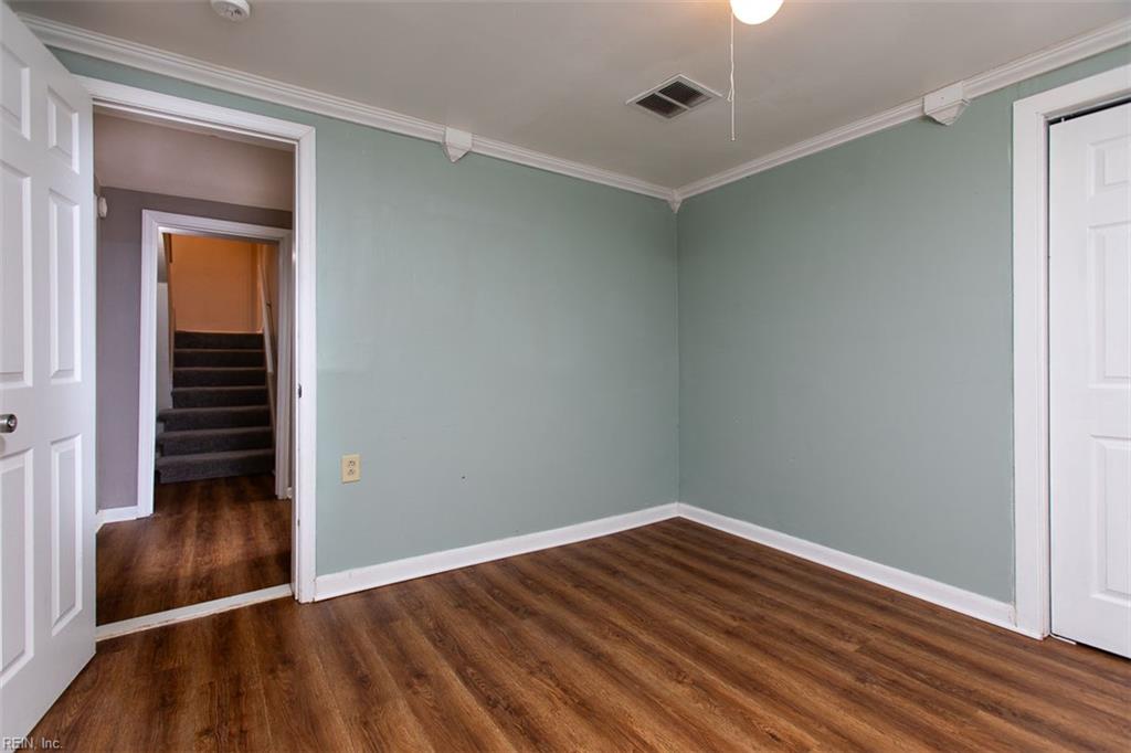 10 Warren Drive Newport News VA 23608