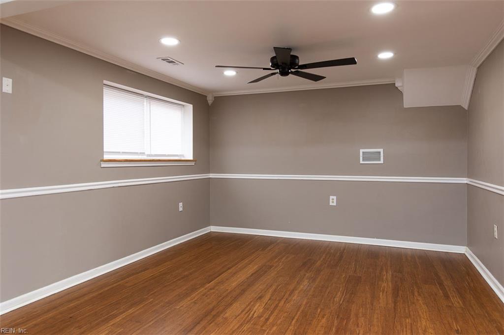 10 Warren Drive Newport News VA 23608
