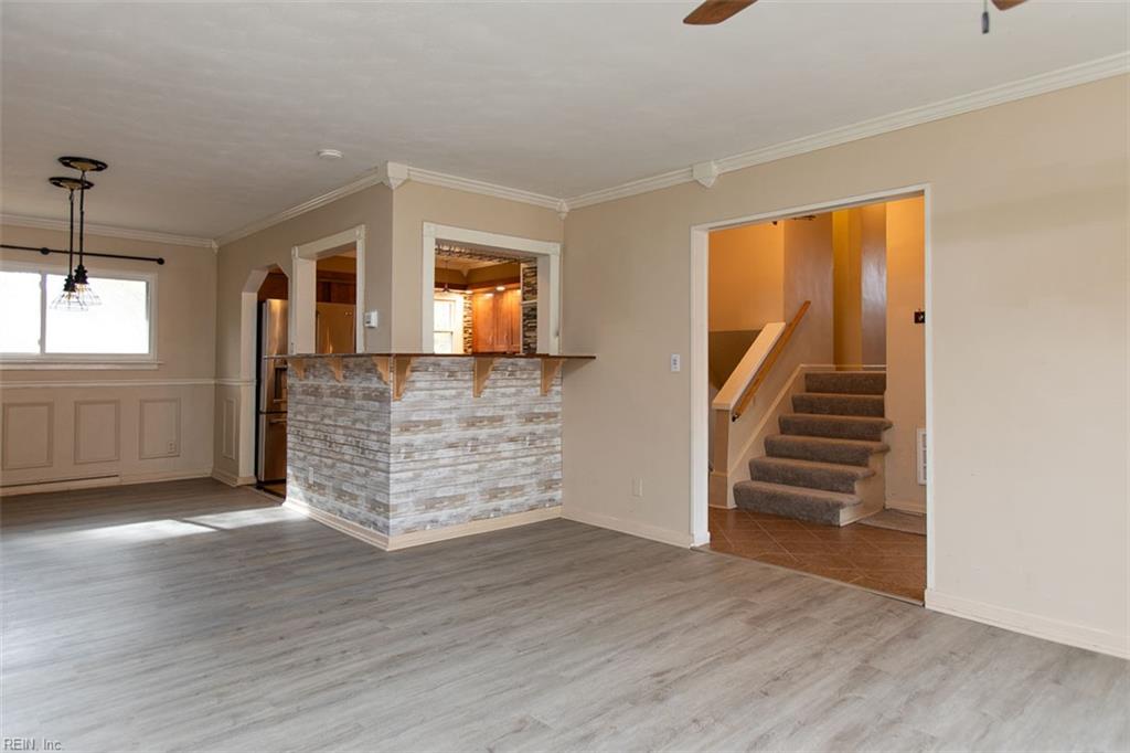 10 Warren Drive Newport News VA 23608