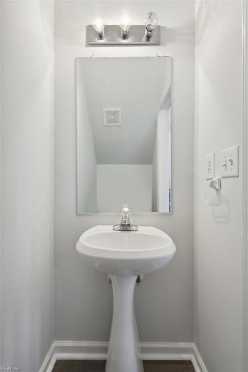 100 Post Oak Road Yorktown VA 23693