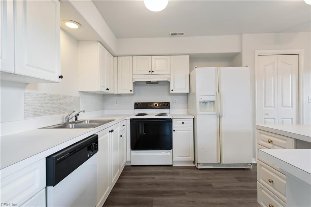 100 Post Oak Road Yorktown VA 23693