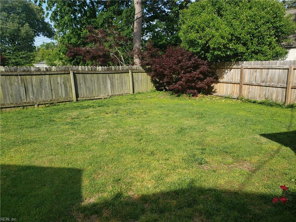 27 Holly Drive Newport News VA 23601