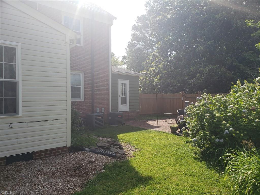 27 Holly Drive Newport News VA 23601