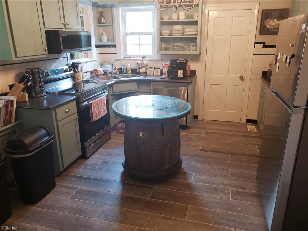 27 Holly Drive Newport News VA 23601