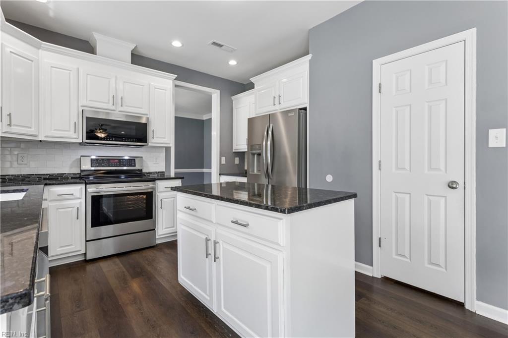 101 Sycamore Lane Yorktown VA 23690