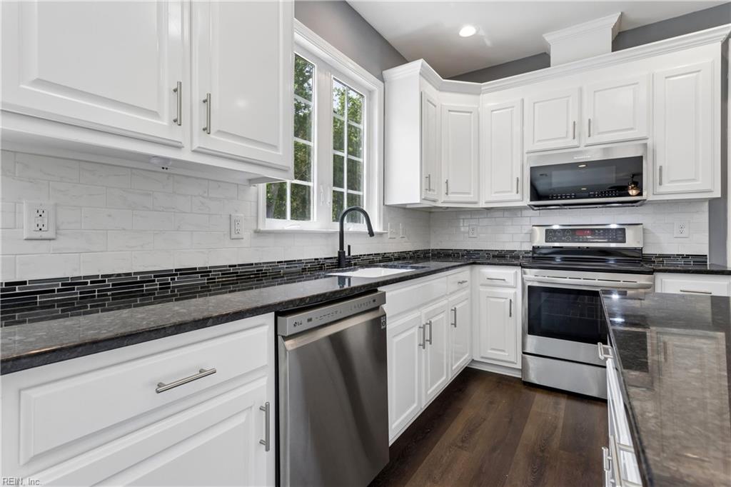 101 Sycamore Lane Yorktown VA 23690