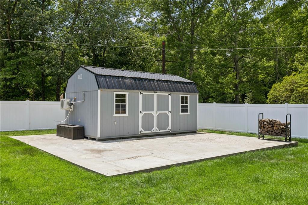 101 Sycamore Lane Yorktown VA 23690