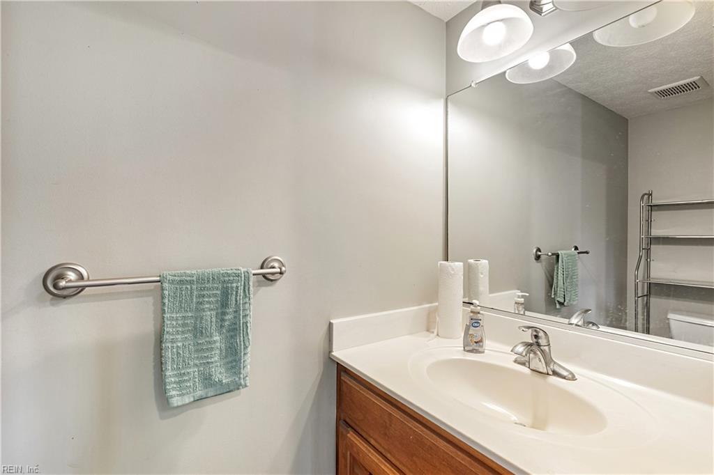 103 Mulberry Court Yorktown VA 23690