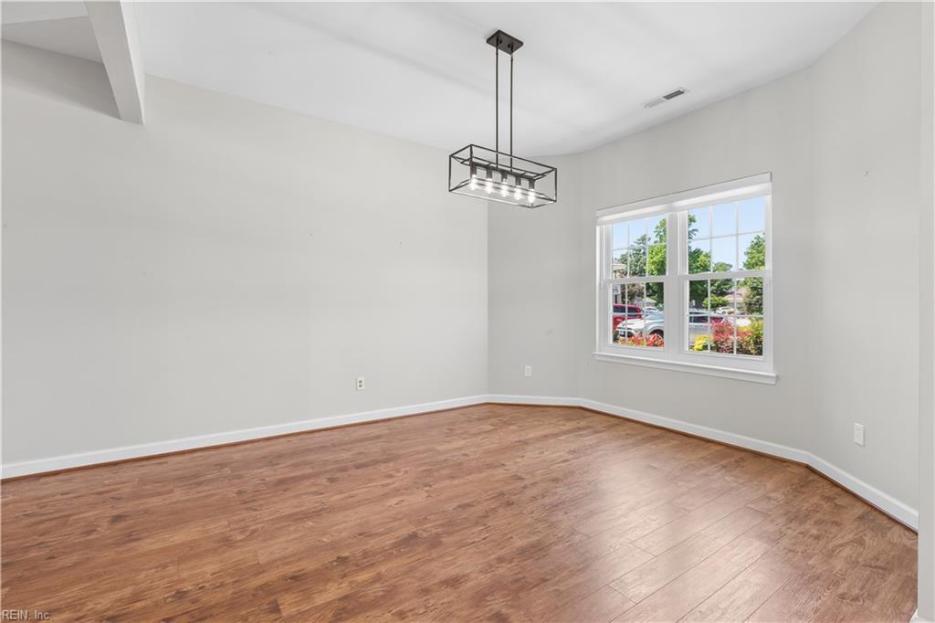 812 E Willow Point Place Newport News VA 23602